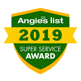 Logo mentioning that Master Attic is a company that was awarded in 2019 as a company offering super good customer service