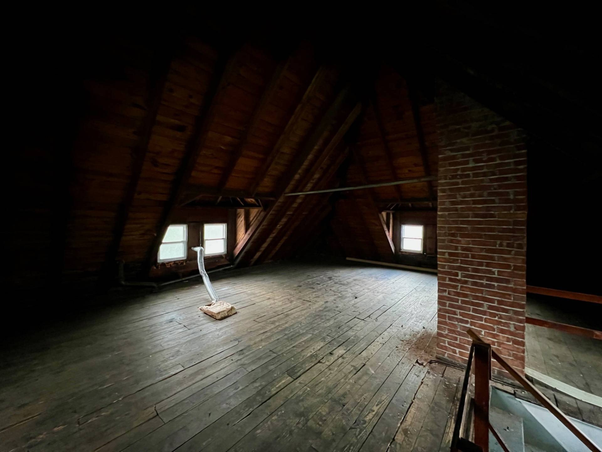 Attic Cleanup | Freehold New Jersey